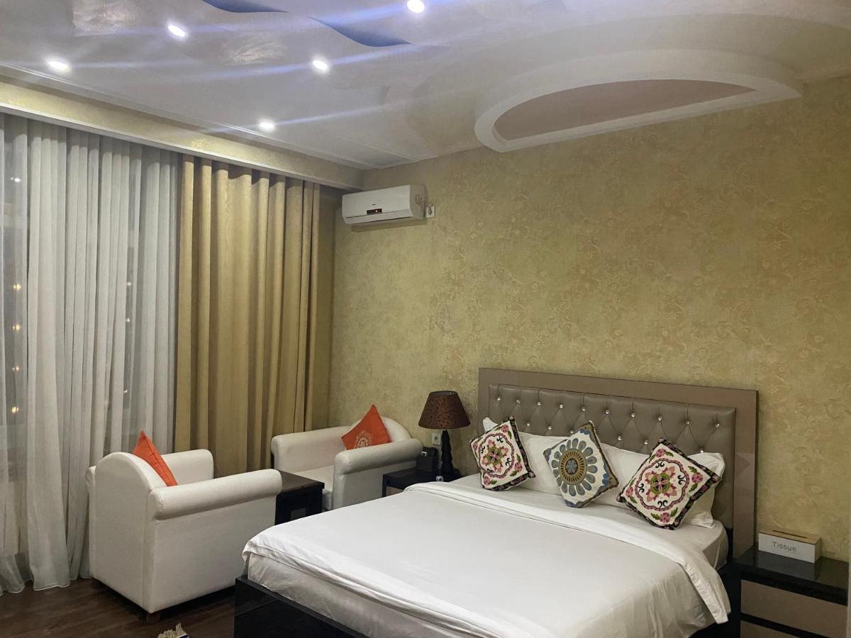 Sunrise Apartments 두샨베 외부 사진